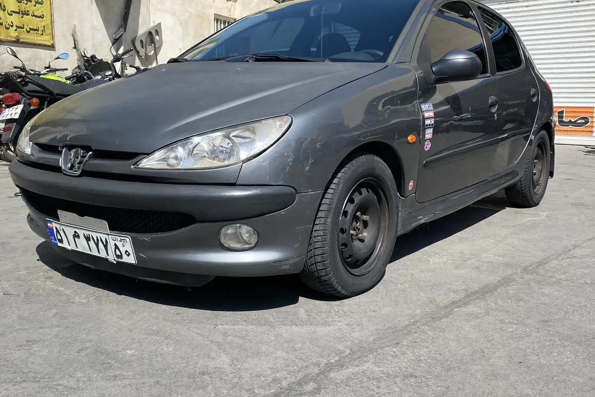 پژو،  206