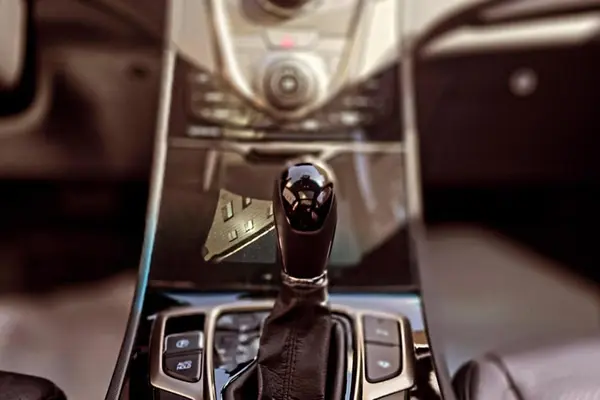 هیوندای، آزرا (گرنجور)