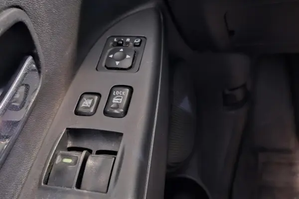 میتسوبیشی، ASX