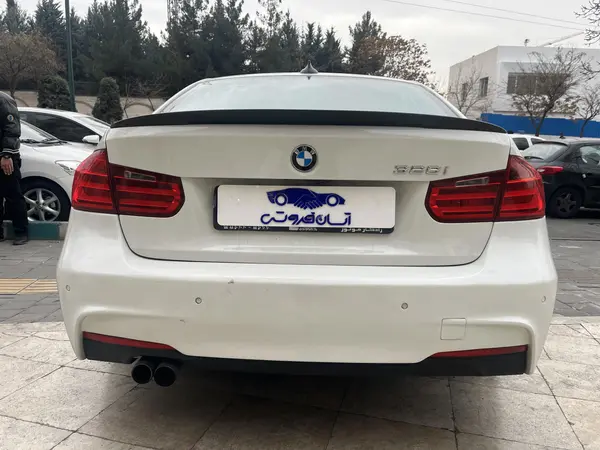 ب ام و، سری 3 سدان