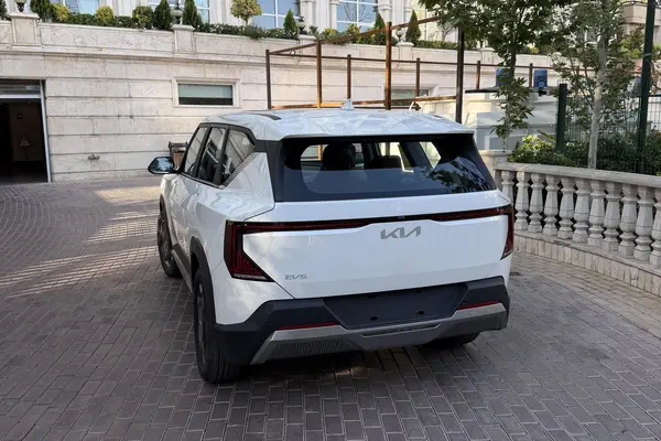 کیا  EV5