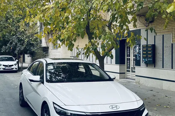 هیوندای، النترا