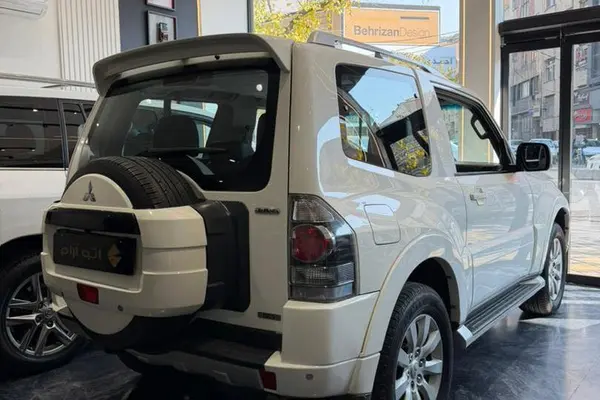 میتسوبیشی، پاجرو دو در