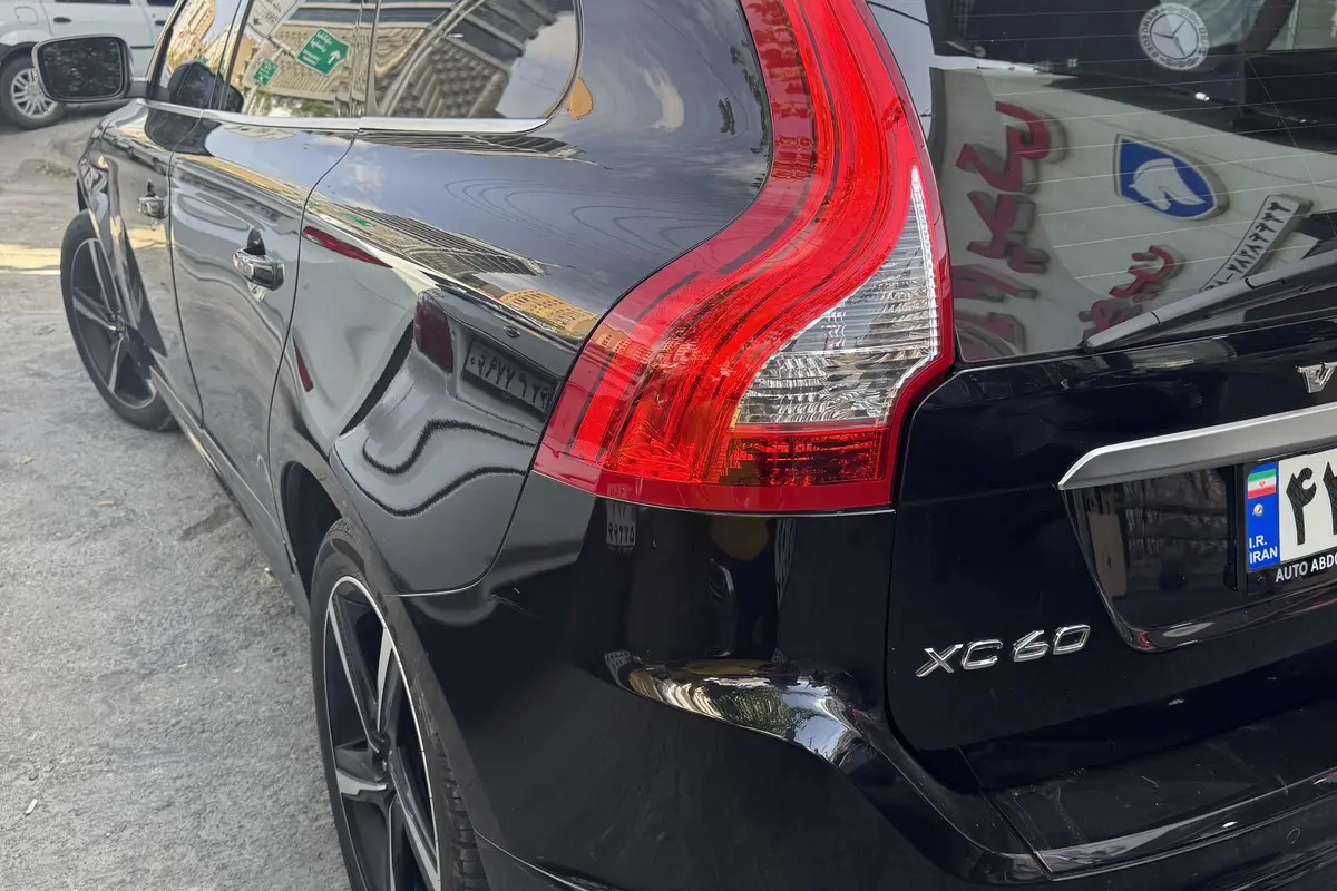 ولوو،  XC60