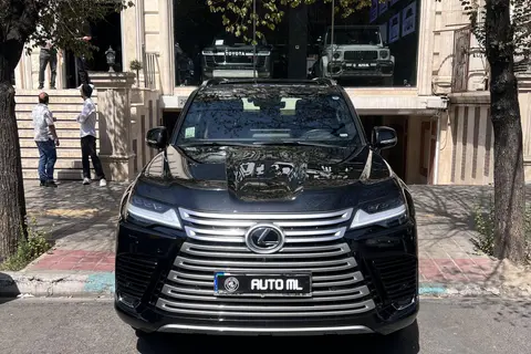 لکسوس، LX