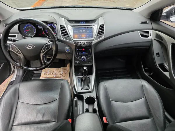 هیوندای، النترا