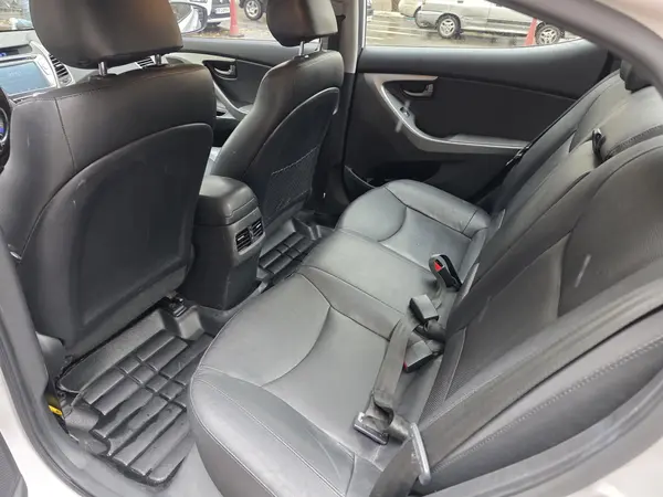 هیوندای، النترا