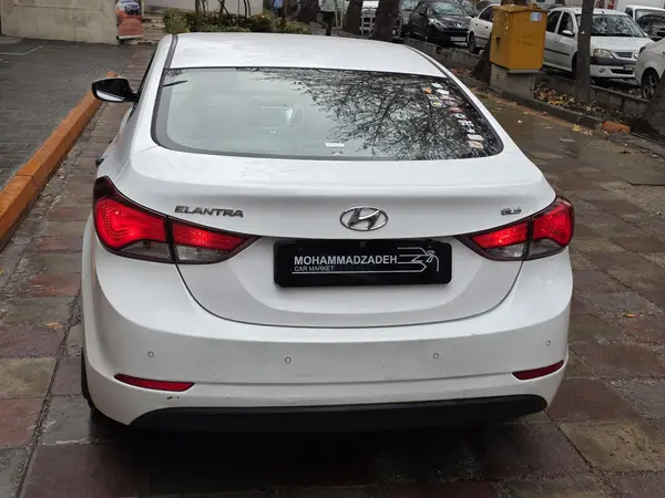 هیوندای، النترا