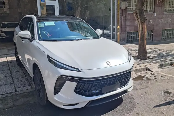 لاماری، ایما