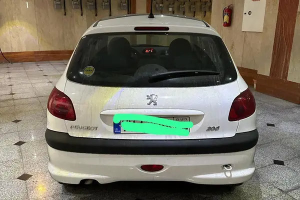 پژو، 206
