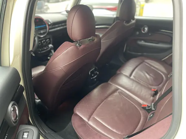 مینی، کانتری من