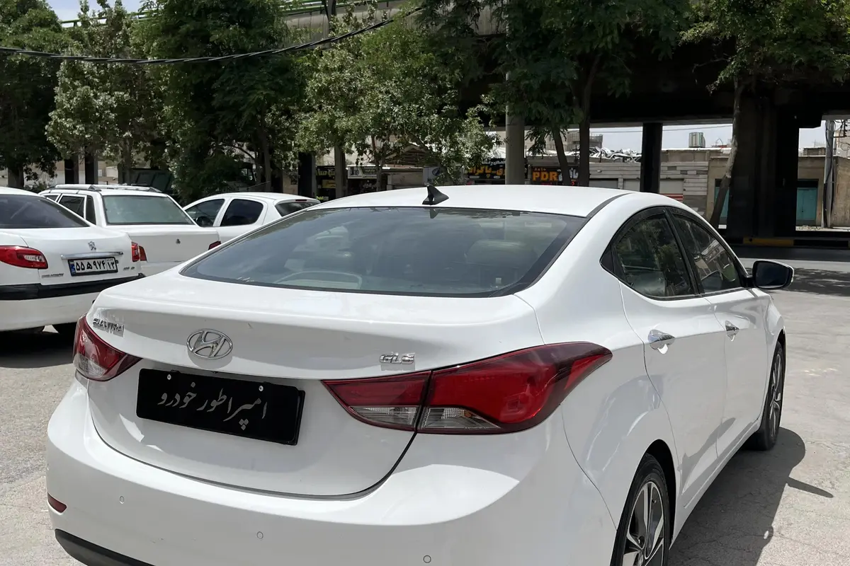هیوندای،  النترا