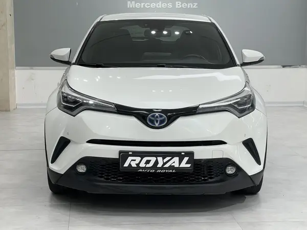 تویوتا  C-HR هیبرید