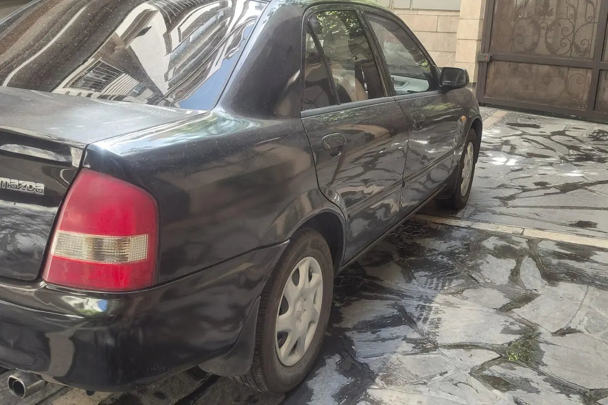 مزدا،  323