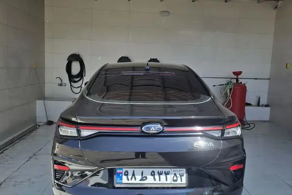 کی ام سی  eJ7