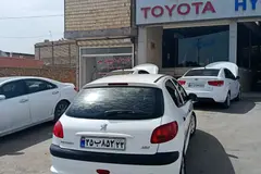 پژو، 206