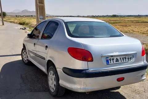 پژو، 206 SD