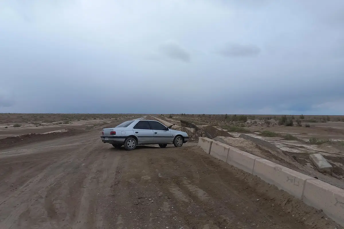 پژو،  405