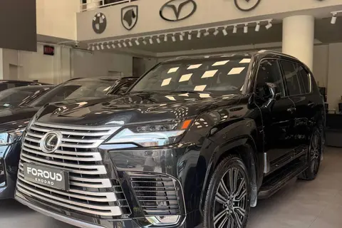لکسوس، LX