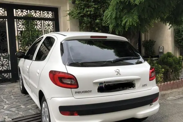 پژو  207