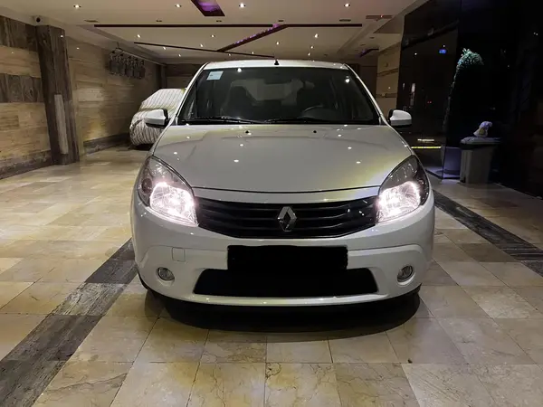 رنو، ساندرو