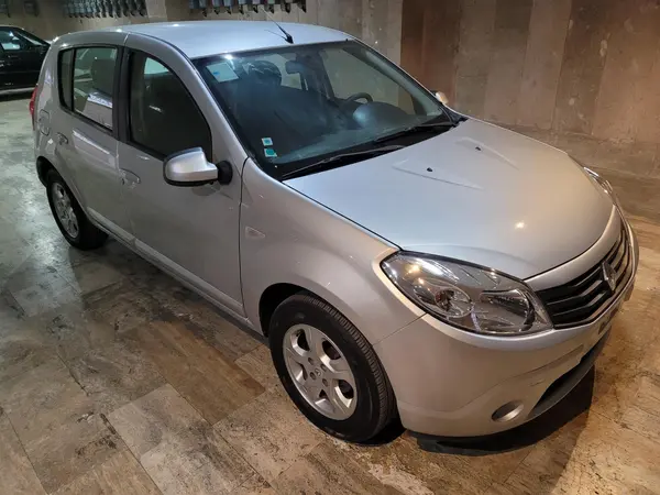 رنو، ساندرو