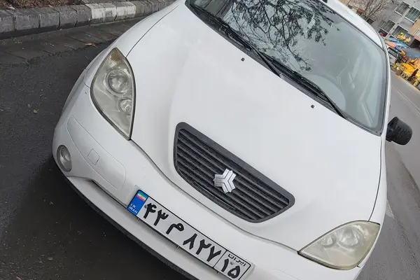 تیبا، هاچ بک