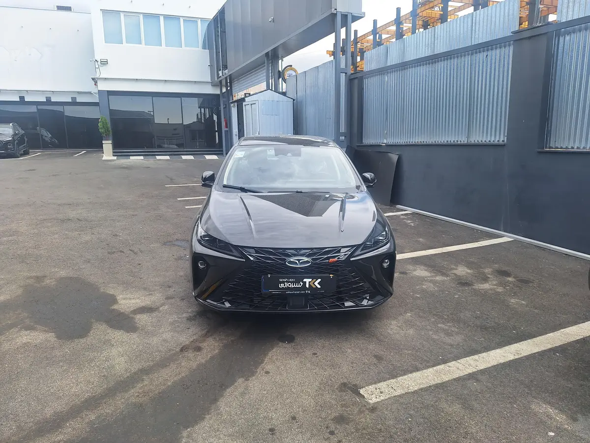 فونیکس،  آریزو 6 جی تی (Z6 GT)