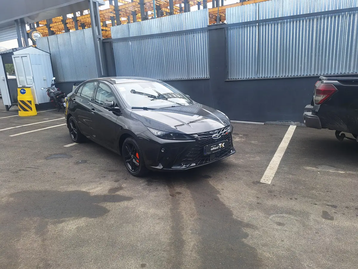 فونیکس،  آریزو 6 جی تی (Z6 GT)