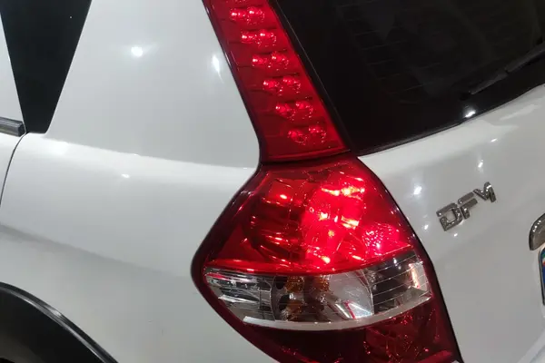 دانگ فنگ، H30 کراس