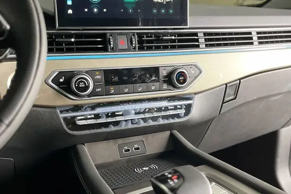 فیدلیتی، الیت