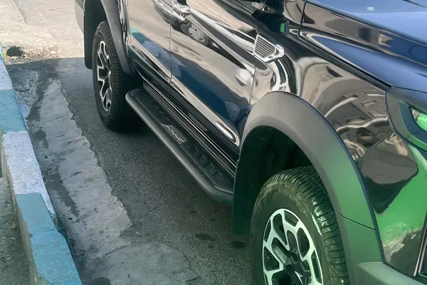 کی ام سی  T9