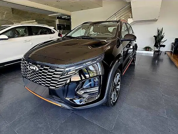 ام وی ام، X33 کراس