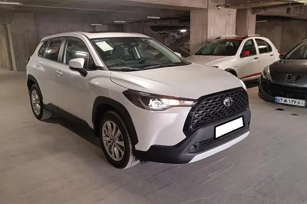 تویوتا، کرولا کراس هیبرید