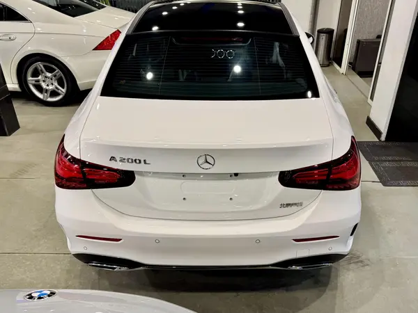 بنز، کلاس A سدان