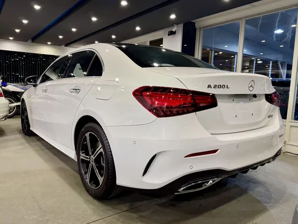 بنز، کلاس A سدان