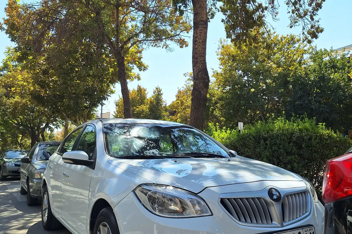 برلیانس،  H330