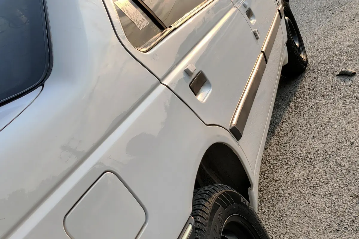 پژو،  405