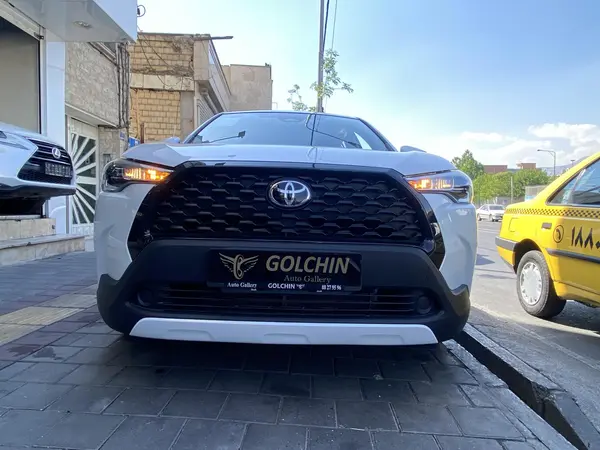 تویوتا، کرولا کراس هیبرید