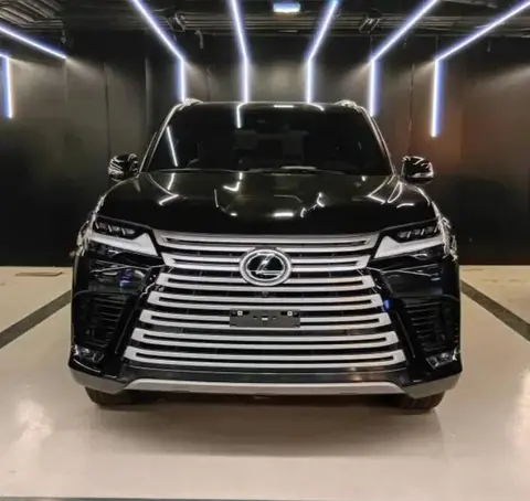 لکسوس، LX