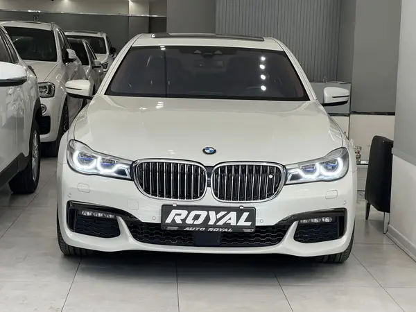 ب ام و، سری 7