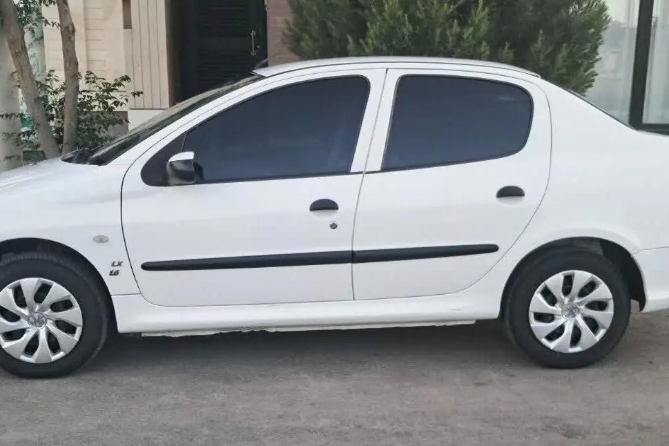 پژو،  206 SD