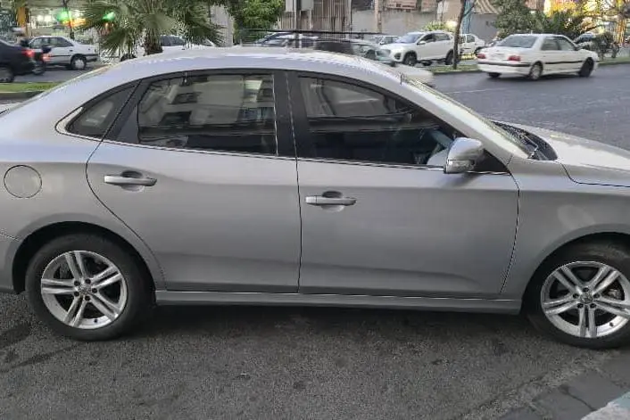 بسترن،  B30