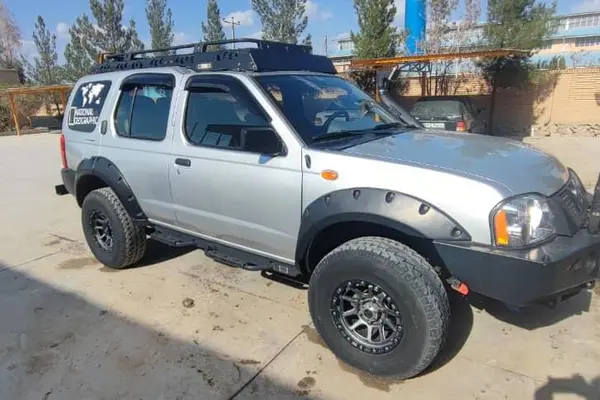 نیسان، رونیز