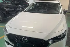 مزدا، 3 وارداتی