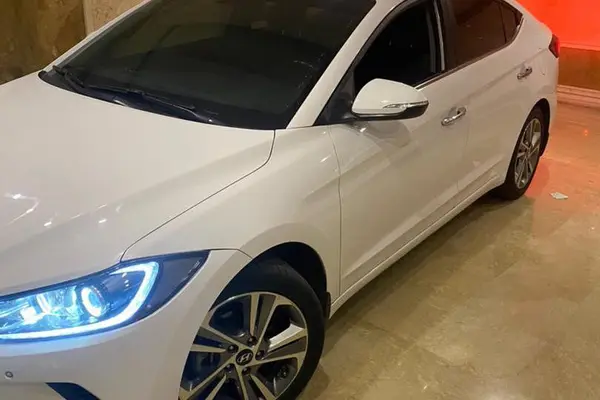 هیوندای  النترا