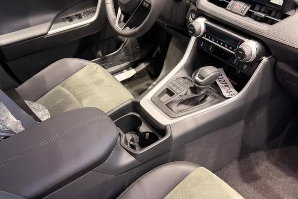 تویوتا، راوفور