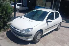 پژو، 206