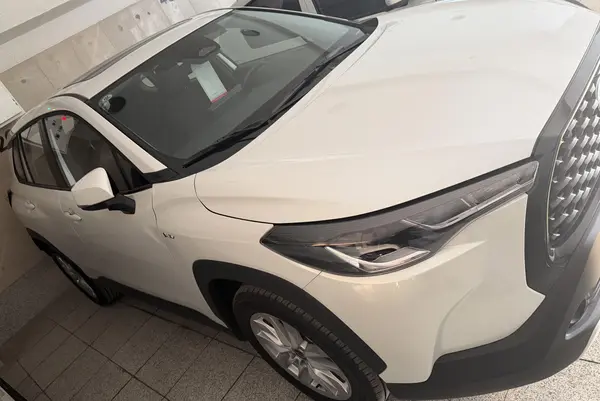 تویوتا، کرولا کراس هیبرید