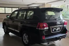 تویوتا، لندکروز چهار در